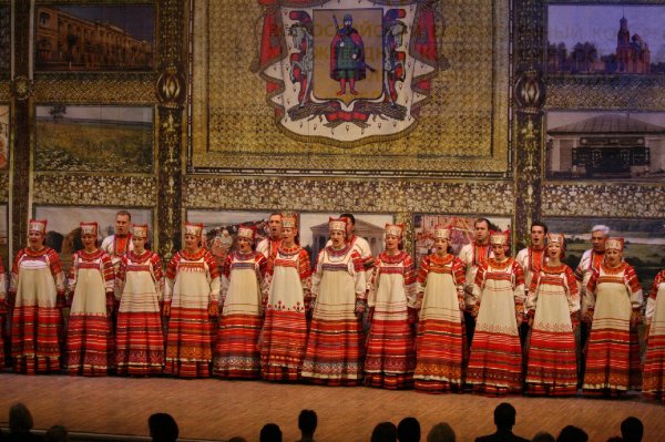 Выступление Рязанского государственного академического русского народного хора им. Е. Попова.