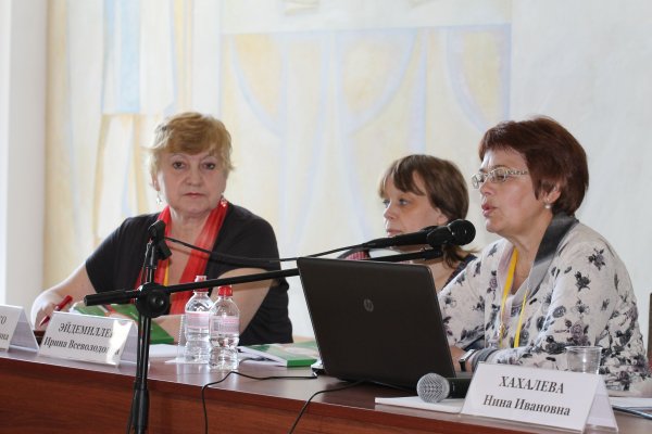 Специальное мероприятие «Школа комплектатора» (председатель Секции по формированию библиотечных фондов Т.В. Петрусенко, секретарь Секции по ФБФ И.В. Эйдемиллер, советник генерального директора РГБ Н.И. Хахалева)