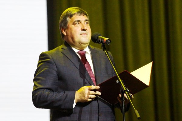 Заместитель председателя Правительства Калининградской области А. Н. Силанов приветствует участников Конгресса