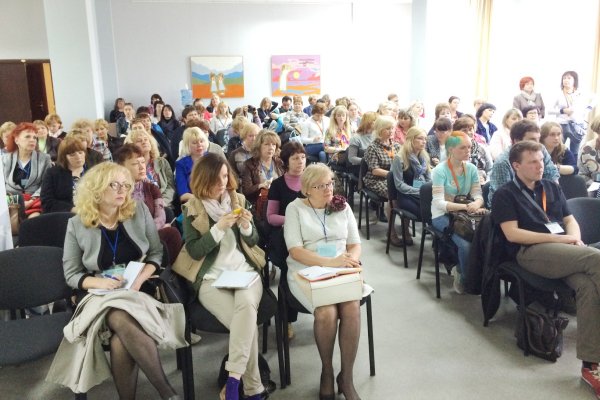 Участники заседания Секции по библиотечному обслуживанию молодёжи