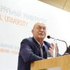 Ректор Сибирского федерального университета Е. А. Ваганов приветствует участников заседания Секции библиотек высших учебных заведений