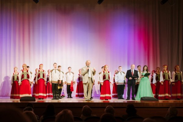 Президент РБА М. Д. Афанасьев завершает Всероссийский библиотечный конгресс