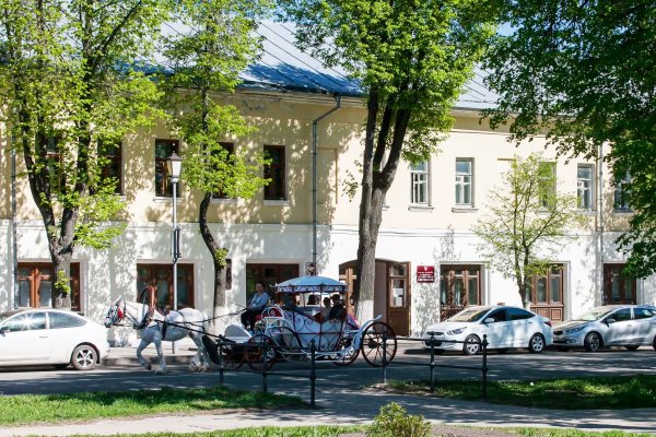 Суздальская центральная районная библиотека — место проведения специального мероприятия Секции по международному сотрудничеству: «Второй рабочей встречи Российско-американского библиотечного диалога»