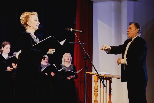 Музыкальный номер на торжественной церемонии закрытия Конгресса